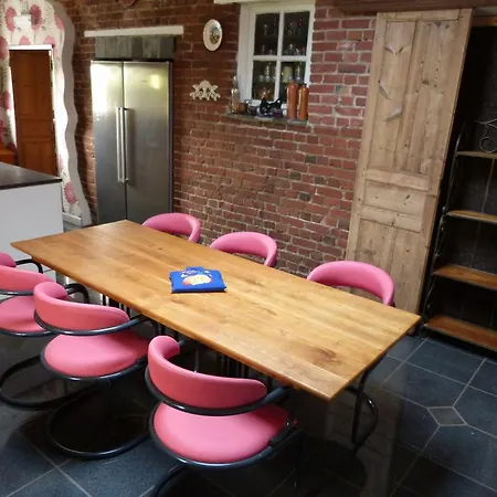 Cozy Holiday In With Terrace Hondschoote